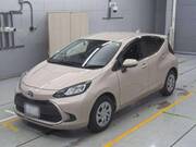 2022 TOYOTA AQUA