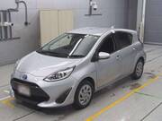2019 TOYOTA AQUA