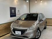 2015 PEUGEOT 208
