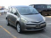 2010 TOYOTA RACTIS
