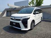 2018 TOYOTA VOXY