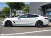 BMW 8 SERIES