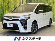 2019 TOYOTA VOXY
