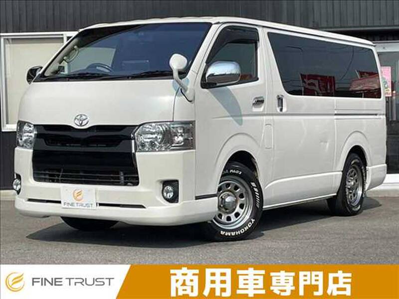 -HIACE VAN