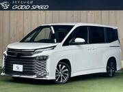 2022 TOYOTA VOXY