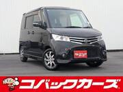 2012 NISSAN ROOX