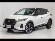 2021 NISSAN KICKS