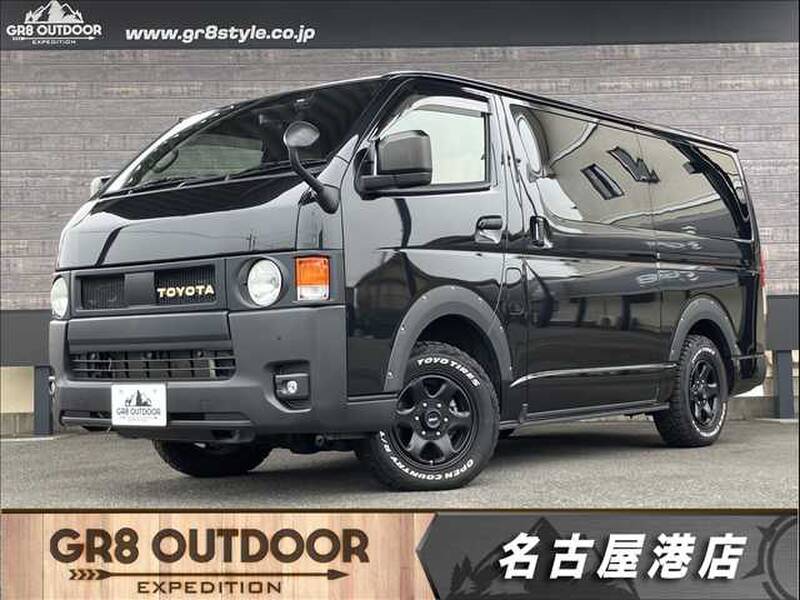 -HIACE VAN