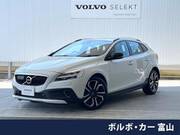 2016 VOLVO V40