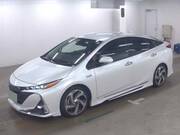 2020 TOYOTA PRIUS PHV