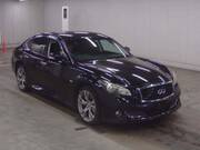 2010 NISSAN FUGA