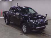2010 MITSUBISHI TRITON