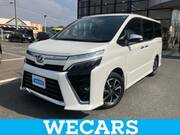 2019 TOYOTA VOXY