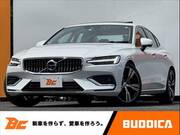 2020 VOLVO S60