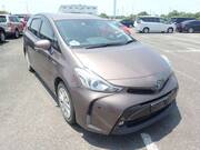 2018 TOYOTA PRIUS ALPHA G