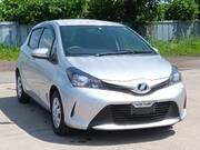 2014 TOYOTA VITZ F