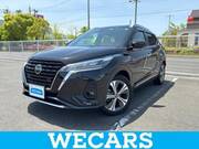 2022 NISSAN KICKS