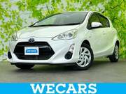2015 TOYOTA AQUA