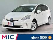 2012 TOYOTA PRIUS ALPHA G