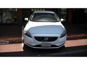 2015 VOLVO V40