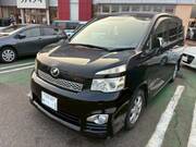 2011 TOYOTA VOXY