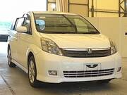 2005 TOYOTA ISIS PLATANA