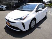 2019 TOYOTA PRIUS
