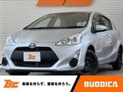 2015 TOYOTA AQUA