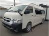 TOYOTA HIACE COMMUTER