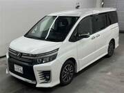 2016 TOYOTA VOXY