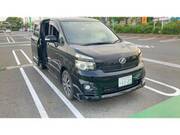 2010 TOYOTA VOXY