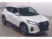 2022 NISSAN KICKS