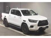 2022 TOYOTA HILUX