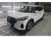 2021 NISSAN KICKS