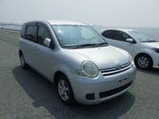 2012 TOYOTA SIENTA