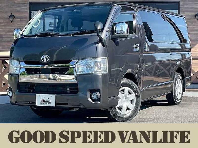 -HIACE VAN