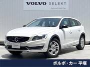 2016 VOLVO V60