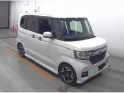 2019 HONDA N-BOX CUSTOM