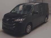 2022 TOYOTA NOAH X
