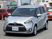 2017 TOYOTA SIENTA X