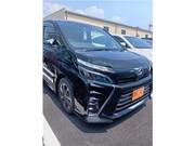 2018 TOYOTA VOXY