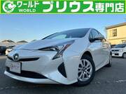 2017 TOYOTA PRIUS
