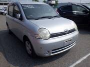 2004 TOYOTA SIENTA X