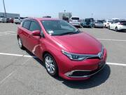 2015 TOYOTA AURIS