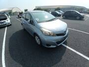 2012 TOYOTA VITZ F