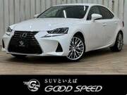 2017 LEXUS IS