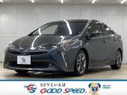 2019 TOYOTA PRIUS