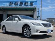 2010 TOYOTA CROWN