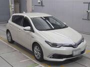 2016 TOYOTA AURIS