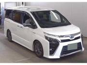 2018 TOYOTA VOXY